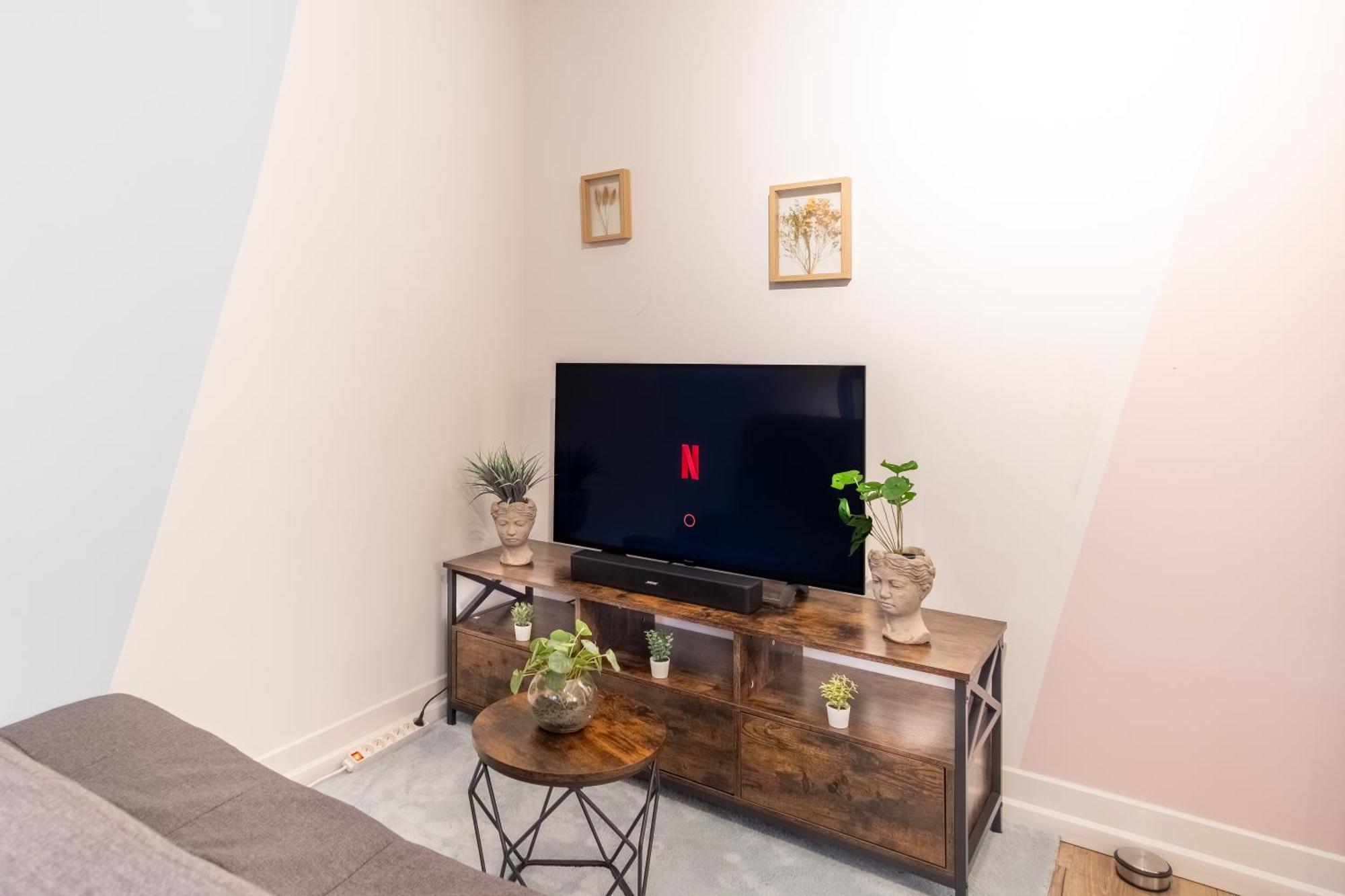 Pool Table Heaven, Workstation, 4K Tv, Netflix Διαμέρισμα Λειψία Εξωτερικό φωτογραφία